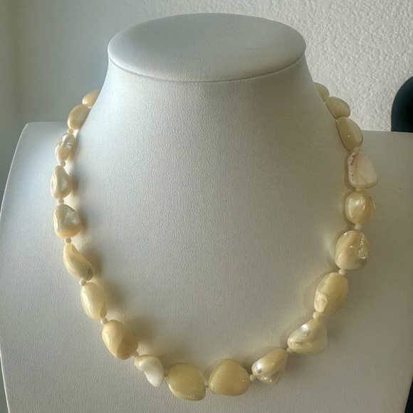 Jewelry - Mother of Pearl Balamuti Style Vintage Necklace with nugget shaped shell beads